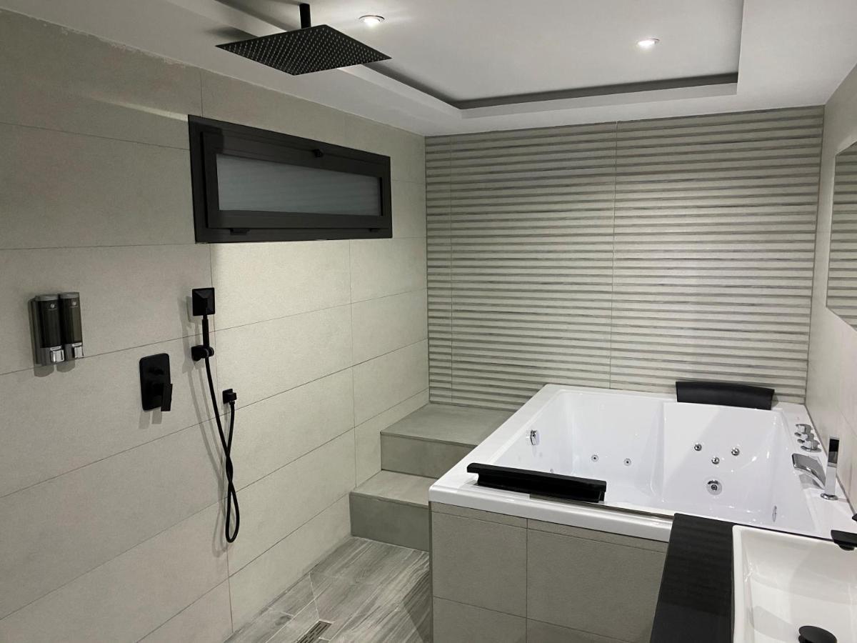Apartamentos Las 7 Esencias Linares  Exteriör bild