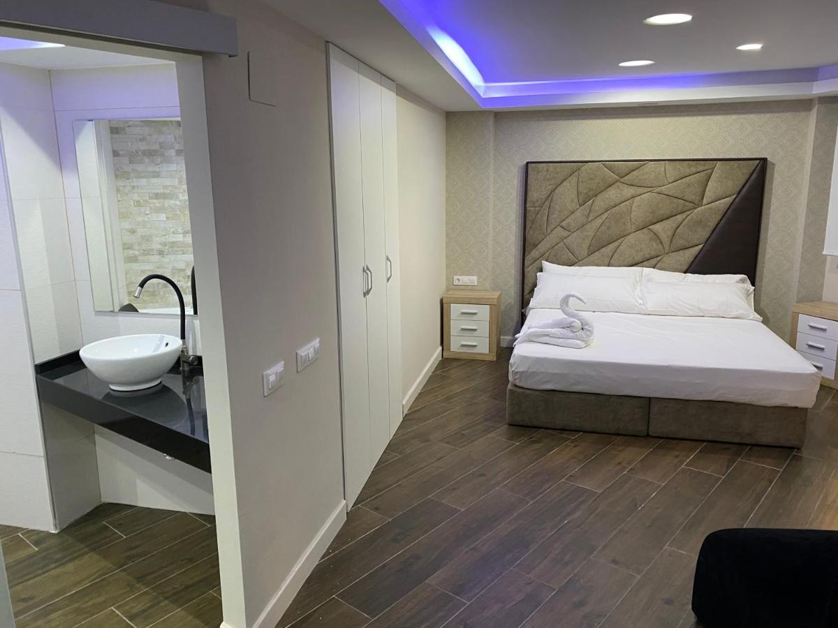 Apartamentos Las 7 Esencias Linares  Exteriör bild